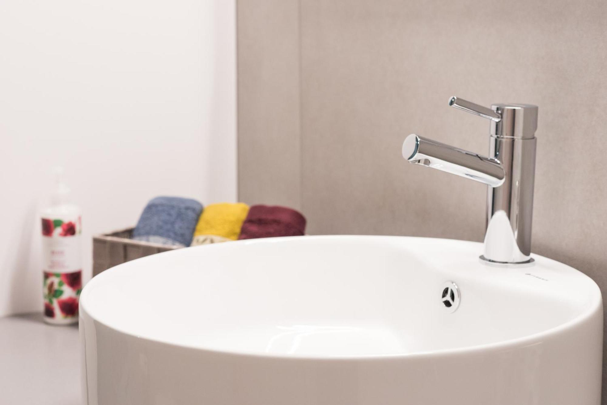 Comfy & Modern Apartment In The Heart Of Heraklion Dış mekan fotoğraf