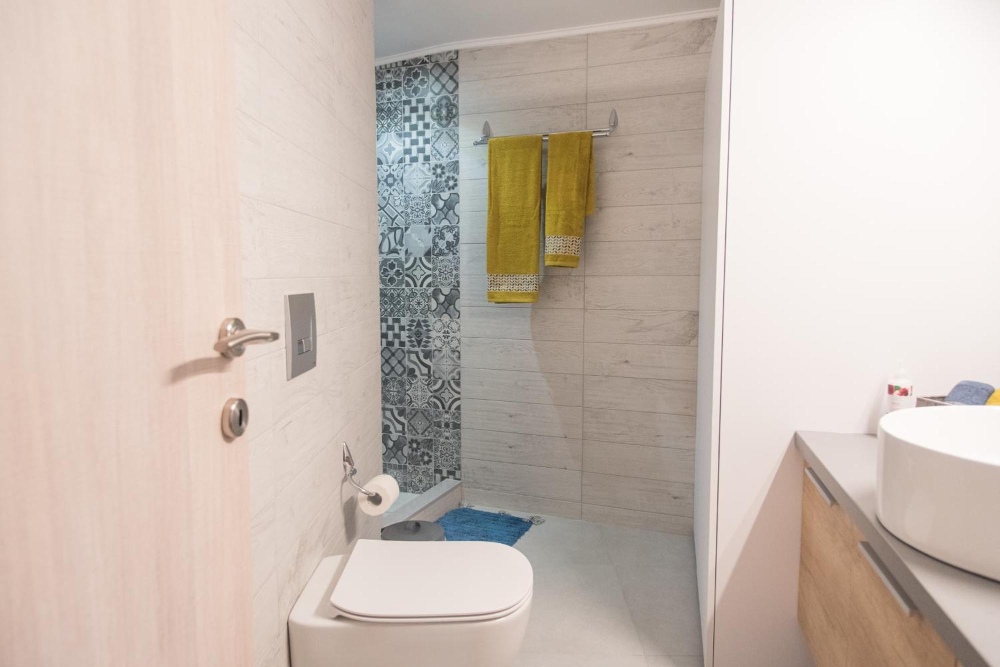 Comfy & Modern Apartment In The Heart Of Heraklion Dış mekan fotoğraf