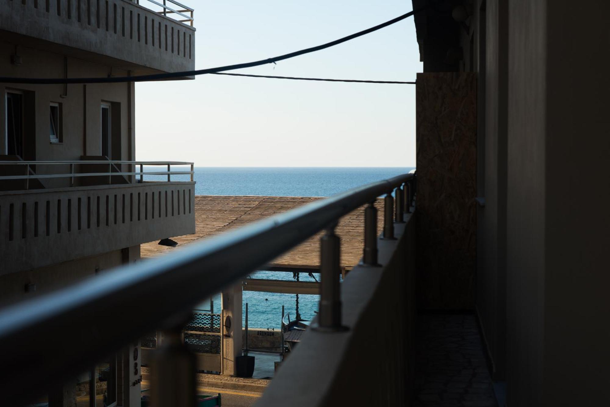 Comfy & Modern Apartment In The Heart Of Heraklion Dış mekan fotoğraf